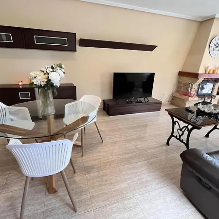Alquilo Chalet Completo * Torrent (Valencia)