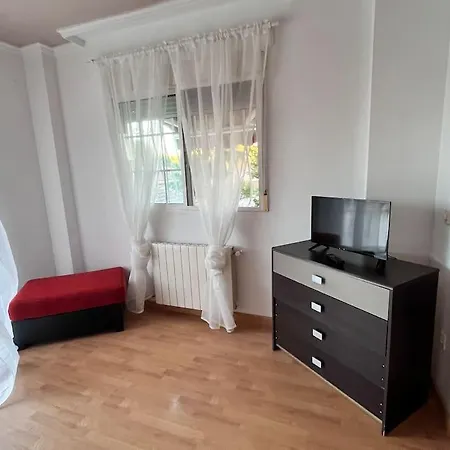 Alquilo Chalet Completo