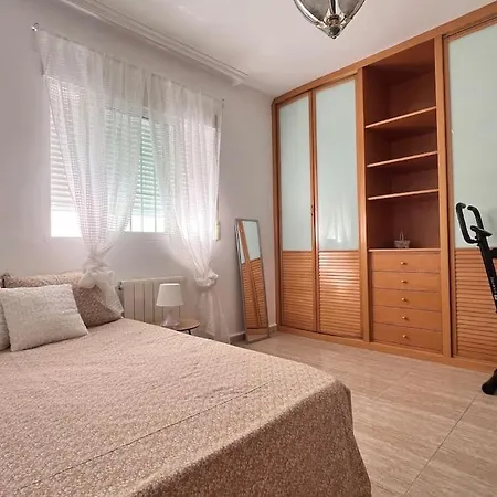 Alquilo Chalet Completo Casa de Férias Torrent (Valencia)